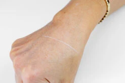 Hilo Con Color Blanco Para Diseño De Cejas - Imperium 6 Hilo Con Color Blanco Para Diseño De Cejas - Imperium -Pestanas Accesorios ImperiumHiloblanco2