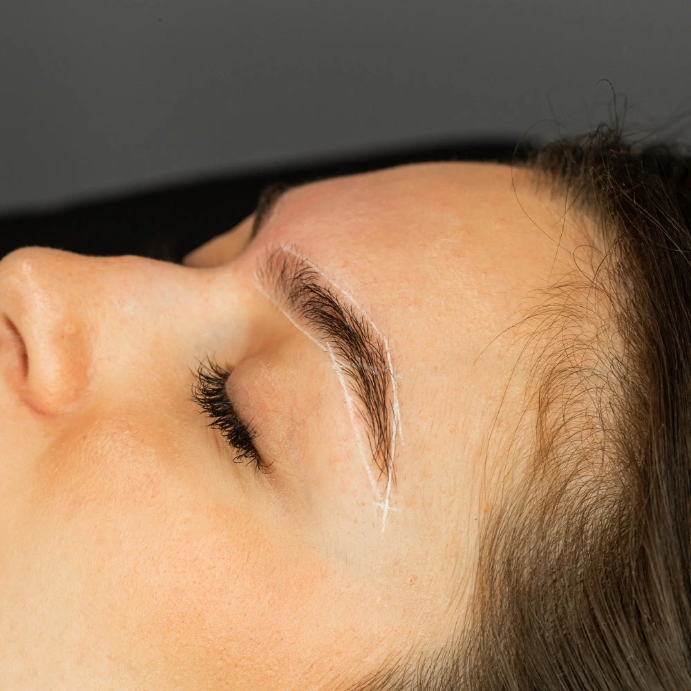 Hilo Con Color Blanco Para Diseño De Cejas - Imperium 2 Hilo Con Color Blanco Para Diseño De Cejas - Imperium - Imagen 2